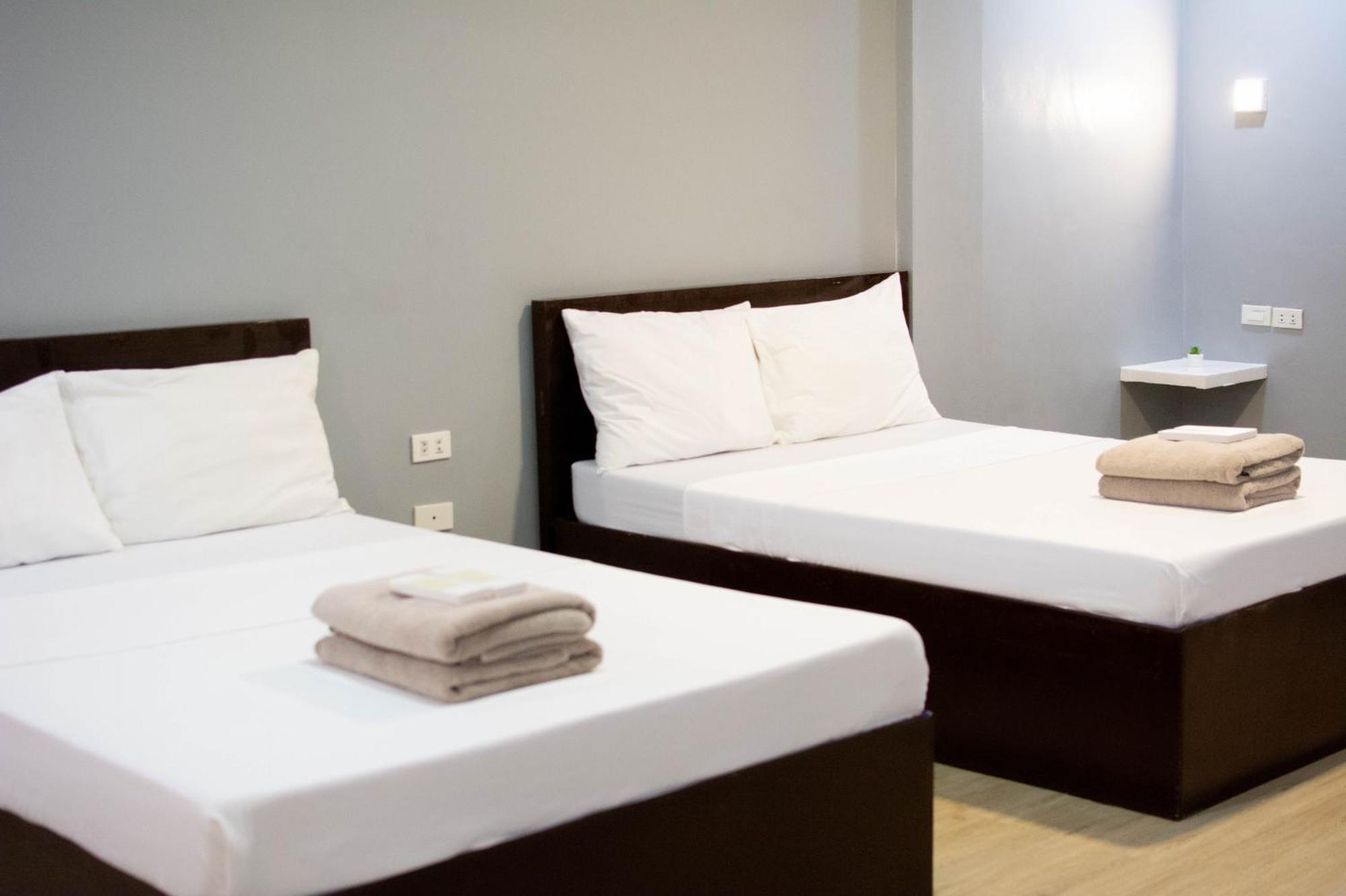 Vincent Resort Hotel Angeles Eksteriør billede